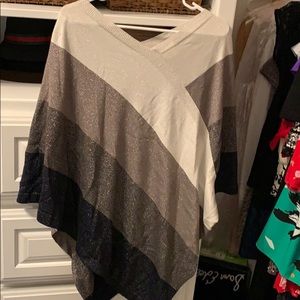 Ellen Tracy Poncho Sweater, size S